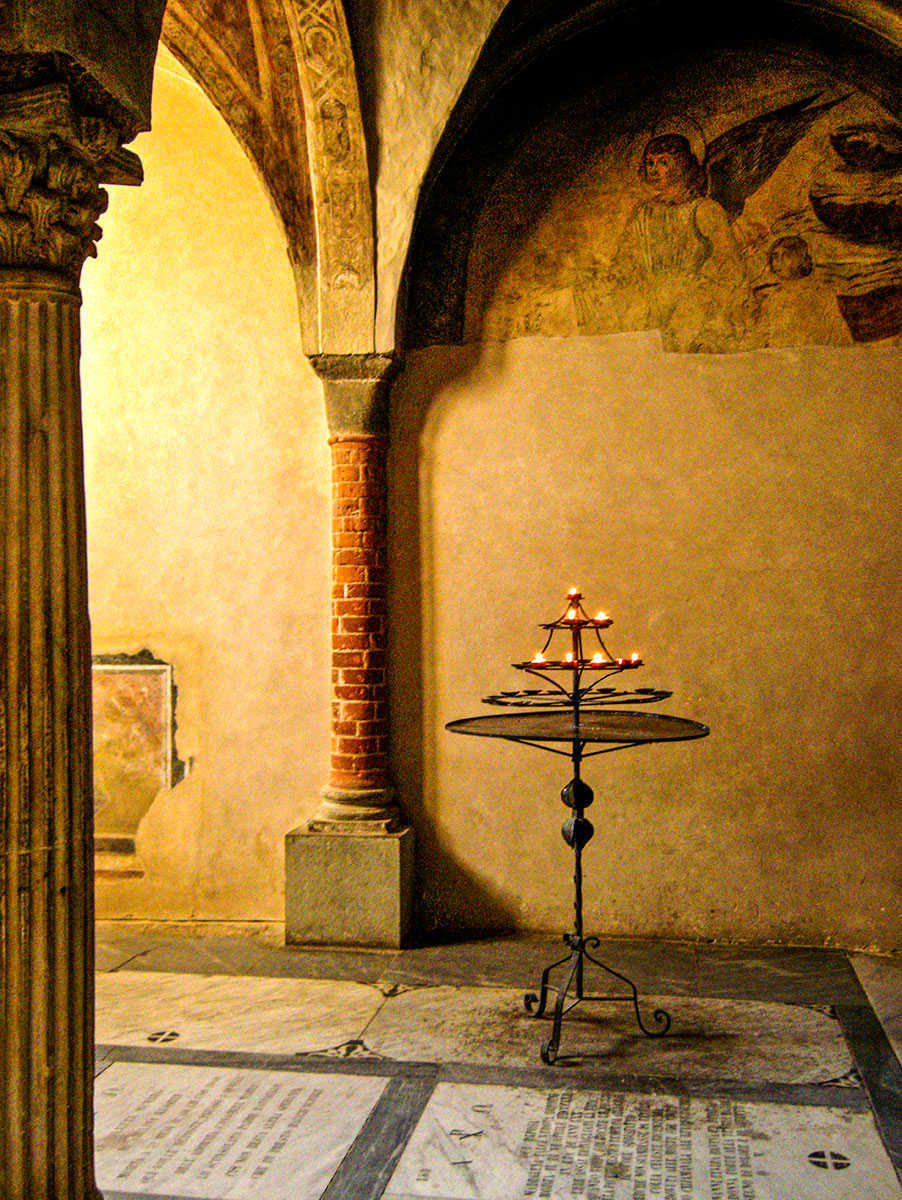 LIGHT IN THE CRYPT
