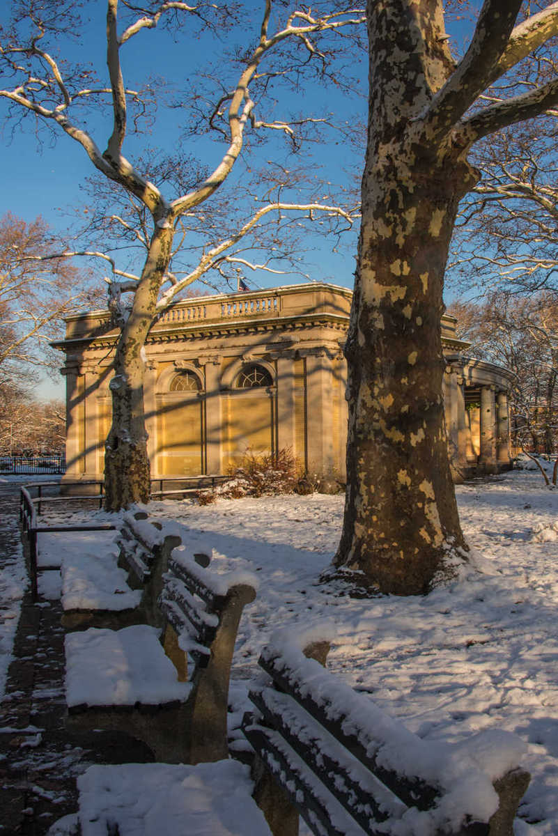 BROOKLYN FIRST SNOW 33V2