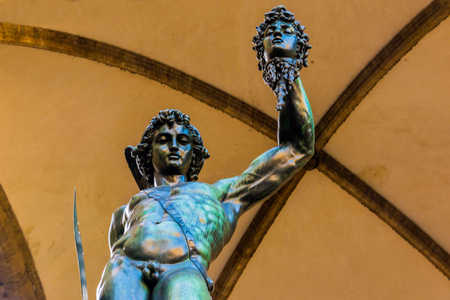 Florence Perseus 44
