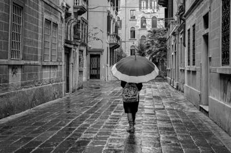A WALK ON THE QUITE SIDE, VENICE